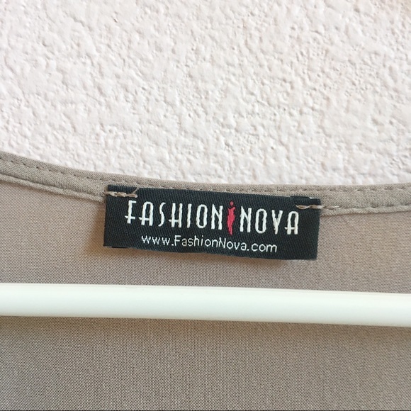 🌟Fashion Nova taupe lace-up playsuit - Picture 2 of 4